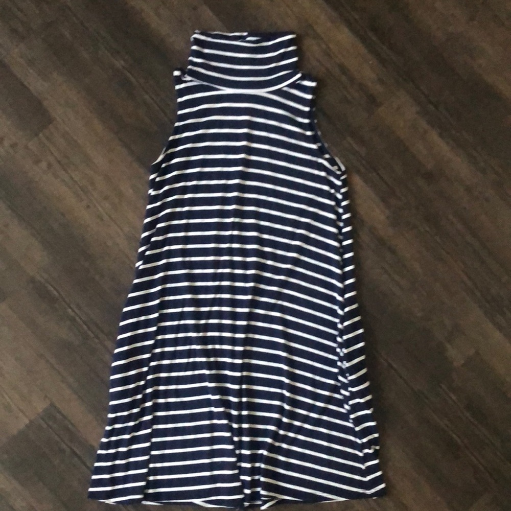 Ayla Navy & White Sleeveless Dress